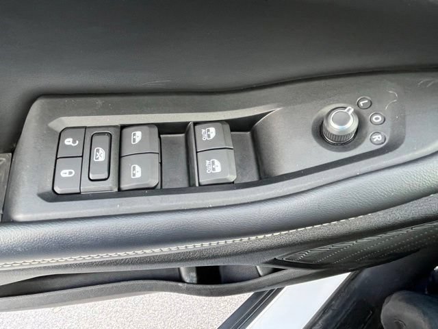 Used 2023 Jeep Grand Cherokee Altitude AWD/4WD image 20