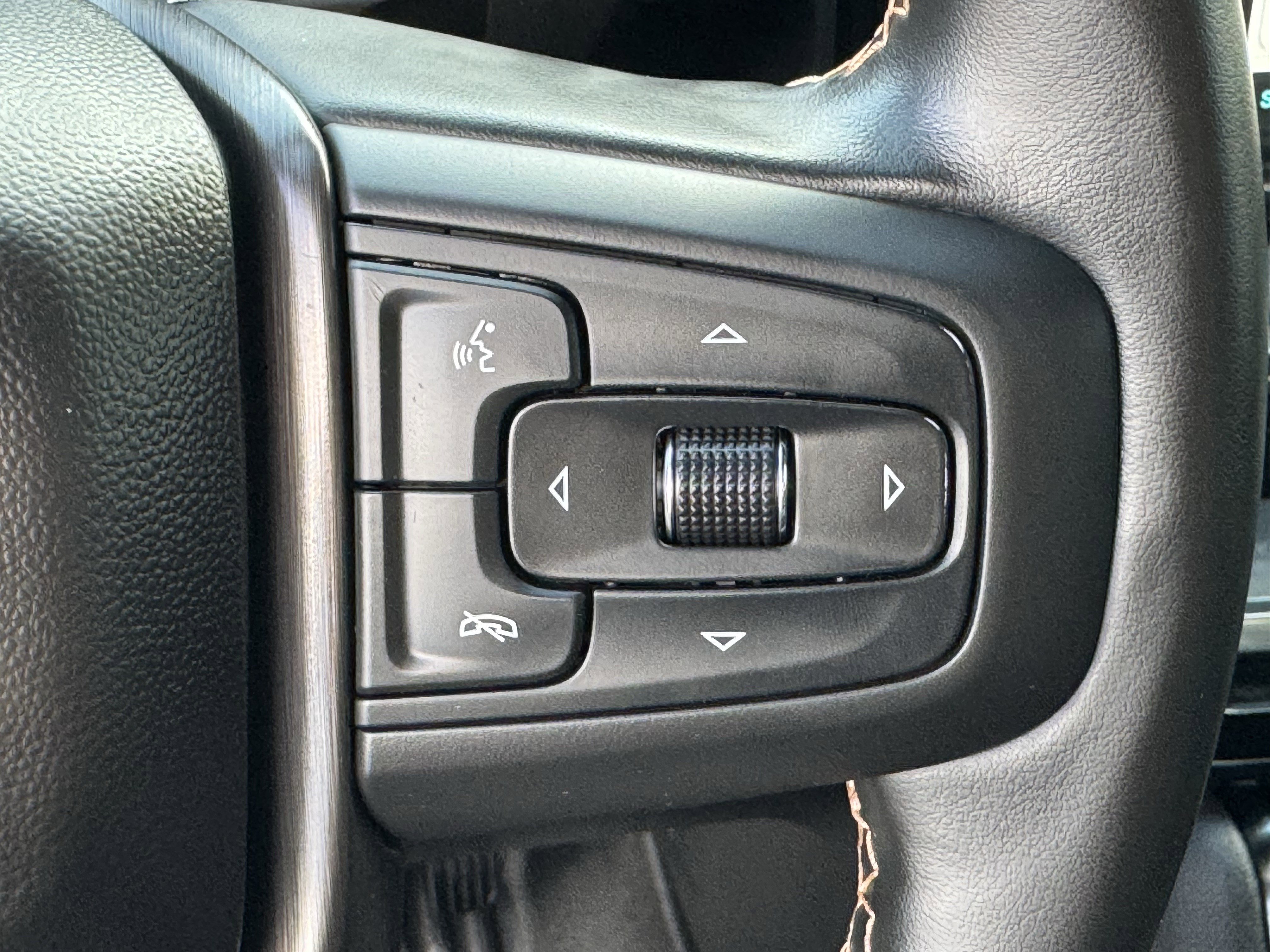 Used 2025 GMC Sierra 3500 AT4 image 23
