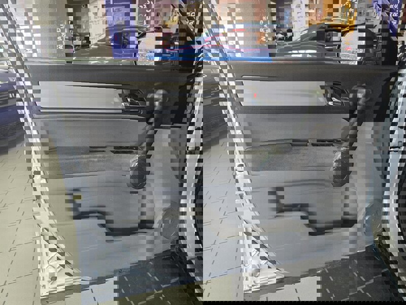 Used 2010 Honda CR-V EX image 7