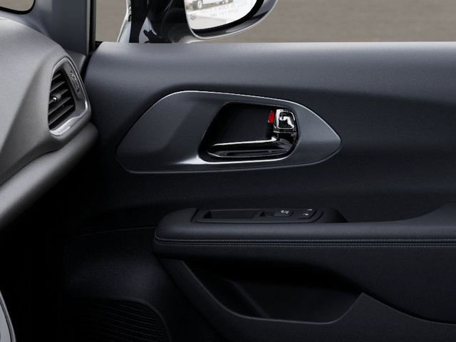 New 2025 Chrysler Voyager LX image 25