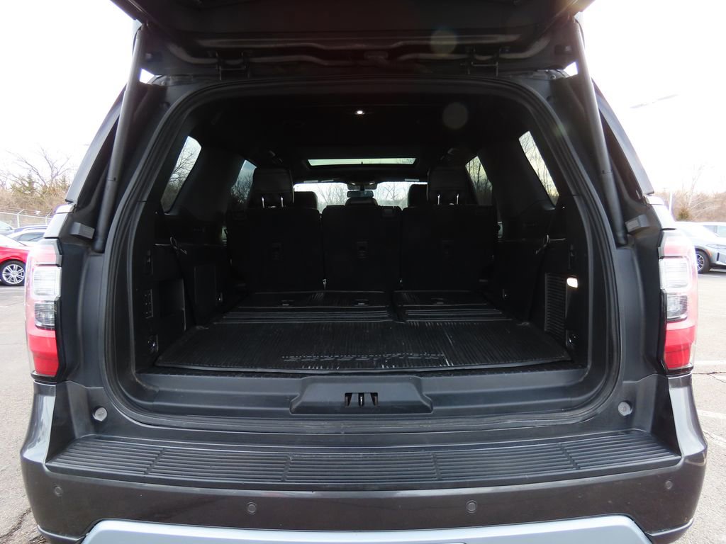 Used 2018 Ford Expedition Limited image 21