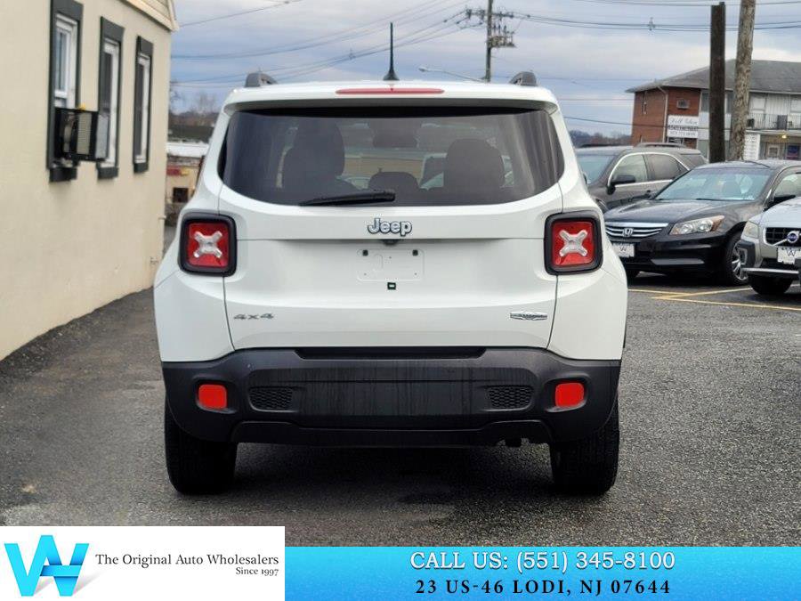 Used 2015 Jeep Renegade Latitude w/ Popular Equipment Group image 5