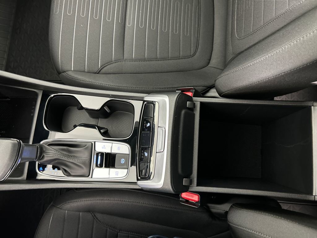Used 2022 Hyundai Santa Cruz SEL w/ Activity Package FWD image 16