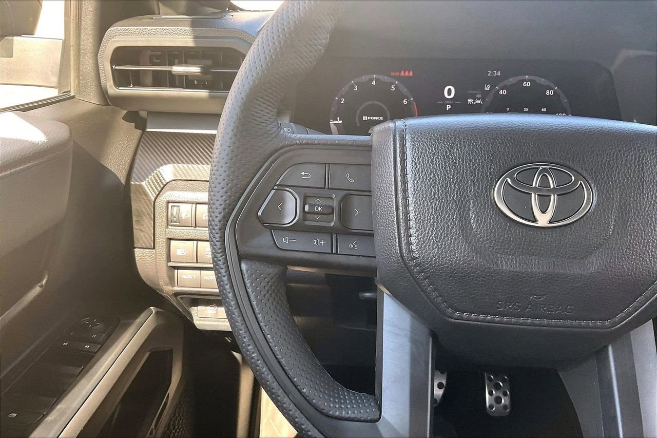 Used 2025 Toyota Tacoma TRD Pro image 31