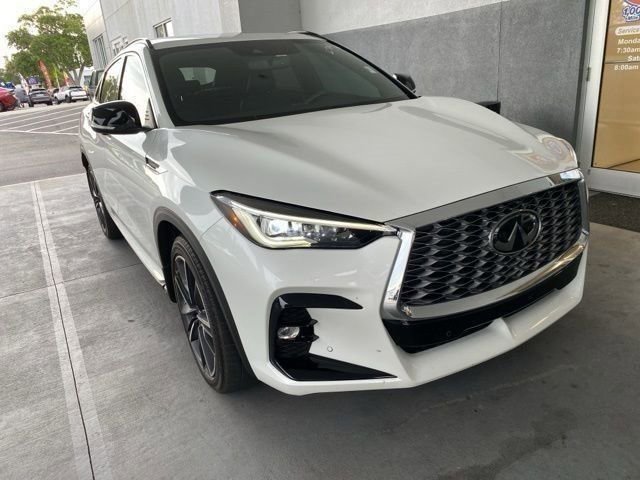 Used 2023 INFINITI QX55 Essential AWD/4WD image 1
