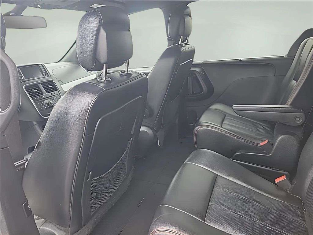 Used 2020 Dodge Grand Caravan GT FWD image 17