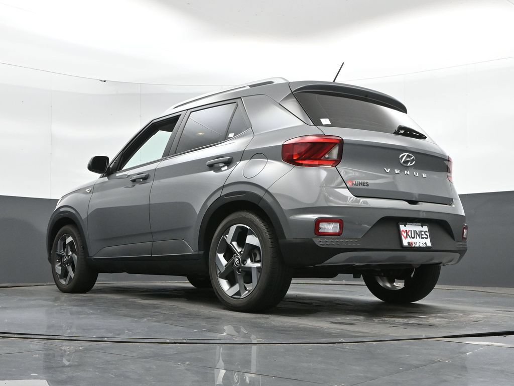Certified 2023 Hyundai Venue SEL FWD image 47