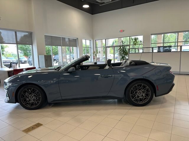 Used 2024 Ford Mustang GT Premium w/ GT Performance Package RWD image 2