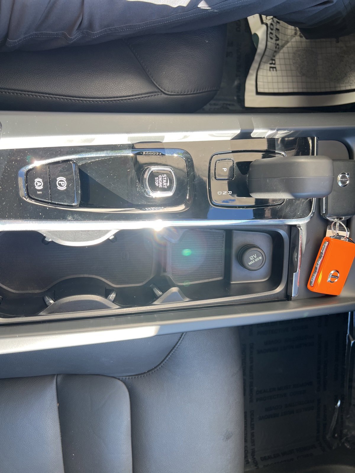 Used 2024 Volvo XC60 B5 Core image 13