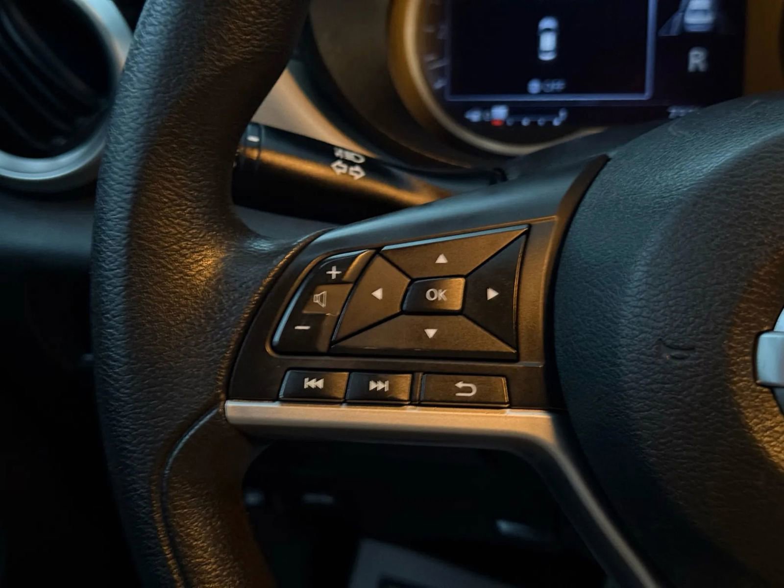 Used 2021 Nissan Versa SV image 25