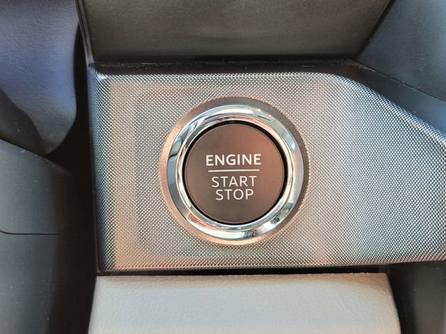 Used 2024 Ford F250 Limited w/ FX4 Off-Road Package image 27