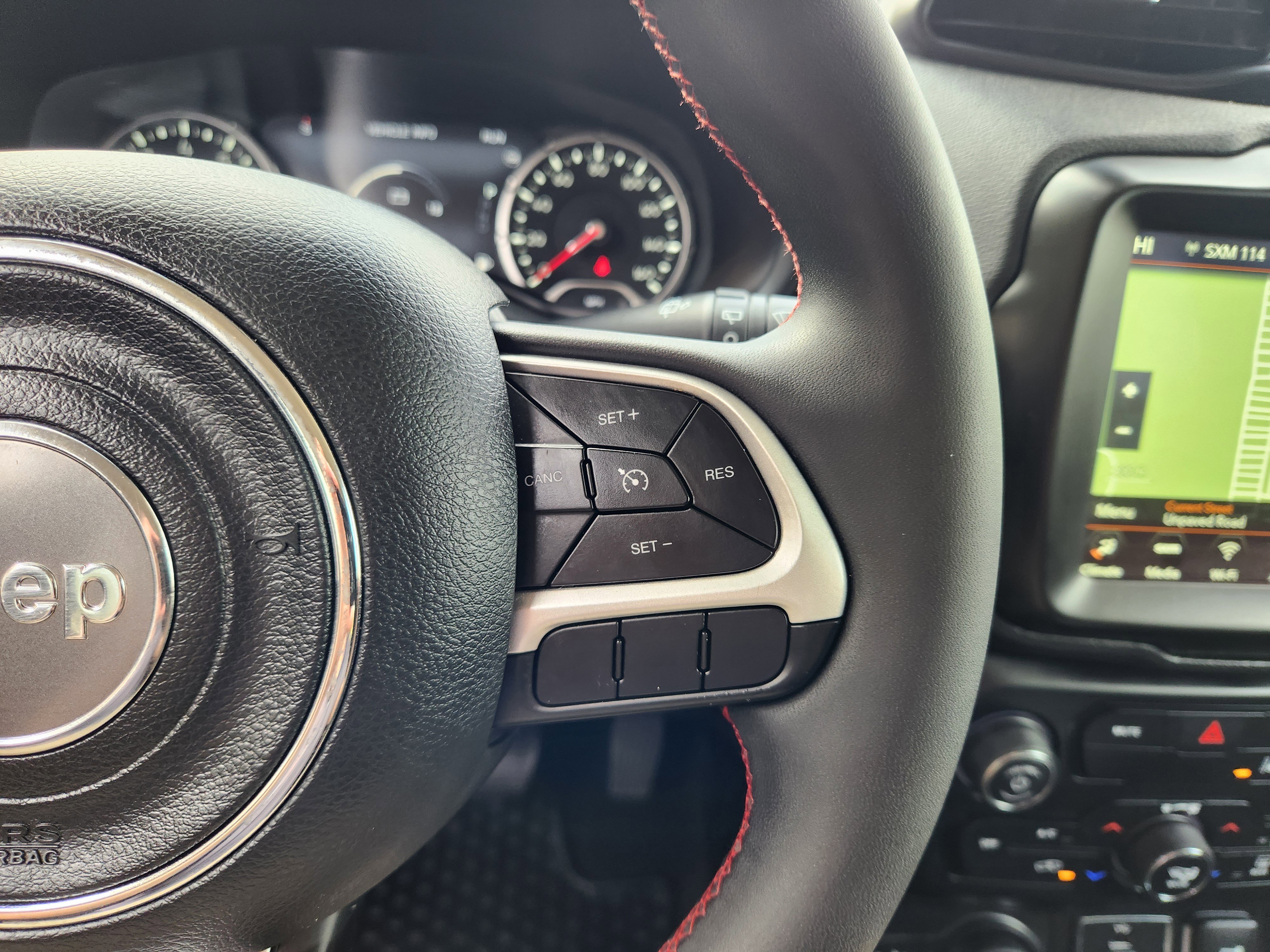 Used 2023 Jeep Renegade Trailhawk image 31