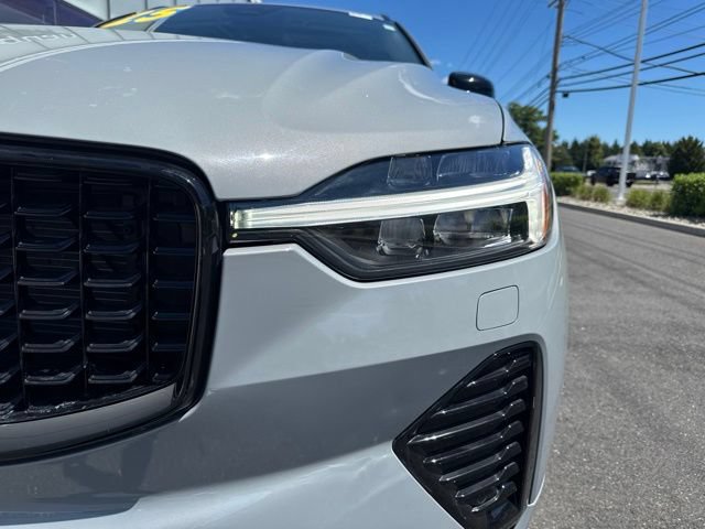 Certified 2025 Volvo XC60 B5 Plus AWD/4WD image 8