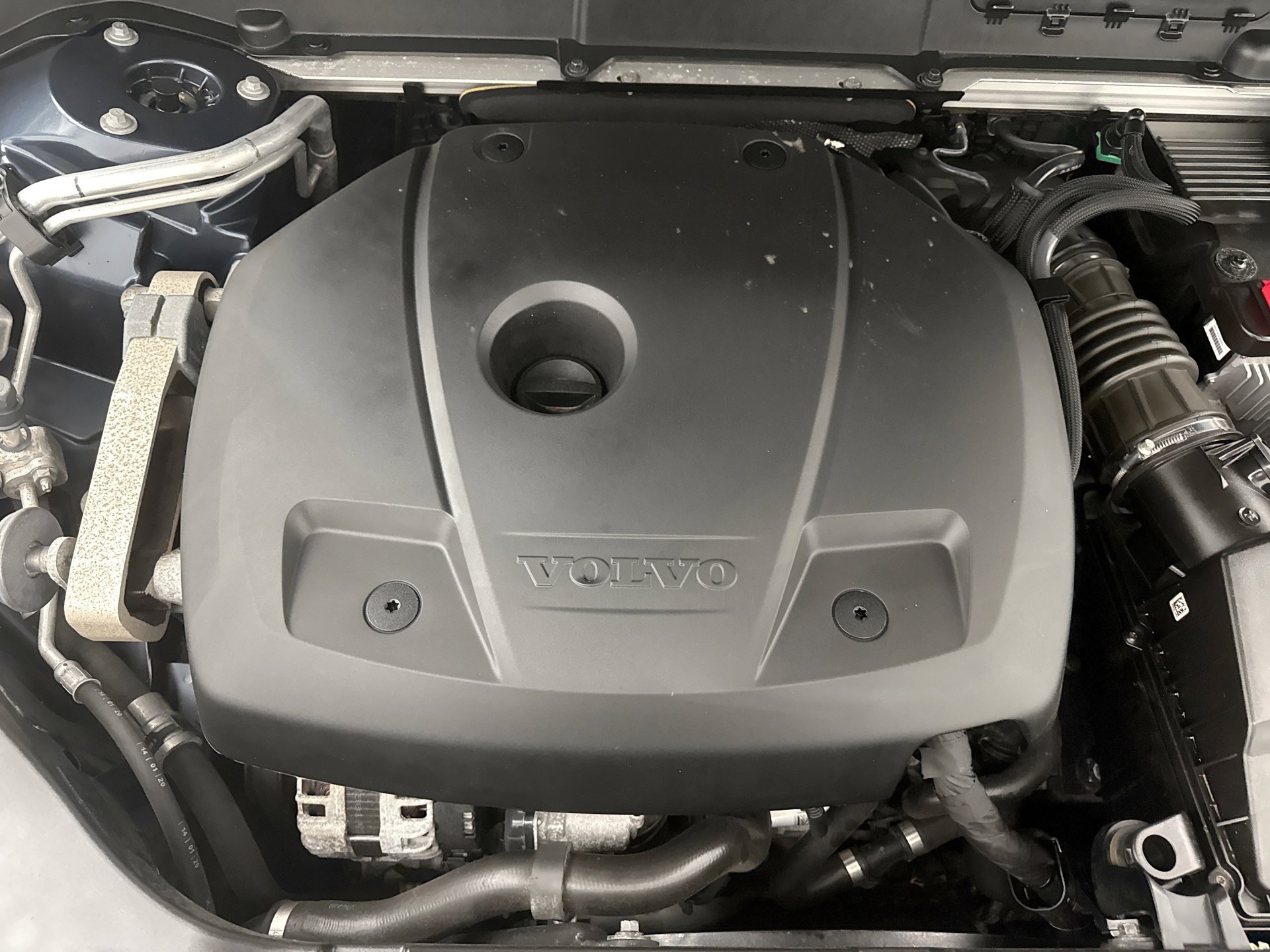 Used 2020 Volvo XC60 T6 Inscription w/ Protection Package Premier image 27