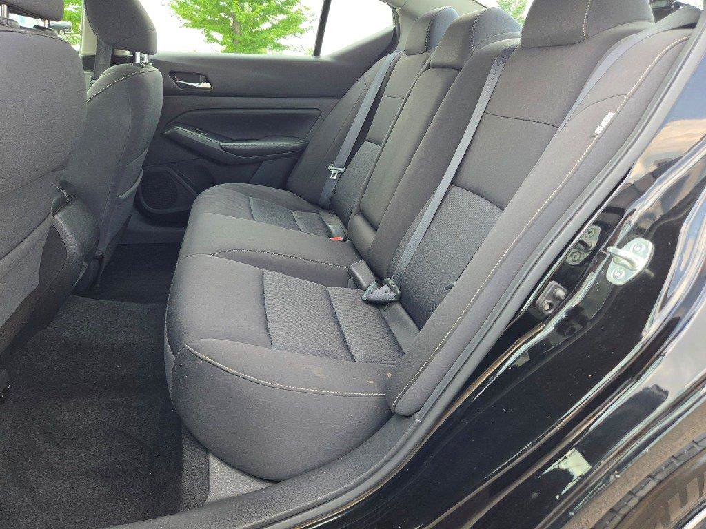 Used 2020 Nissan Altima 2.5 S FWD image 12