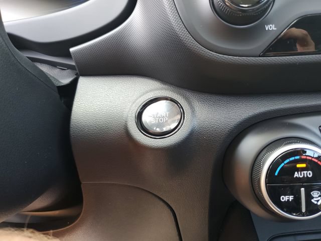 New 2026 Hyundai Venue SEL FWD image 28