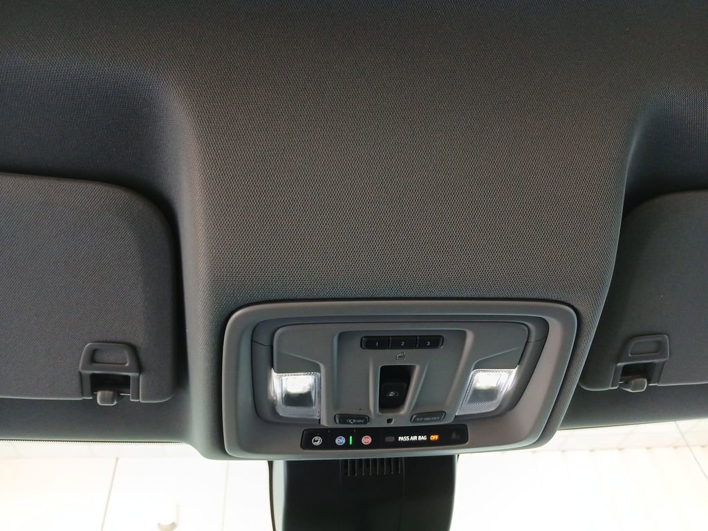 Certified 2022 Chevrolet Silverado 1500 LT w/ Texas Edition Plus image 19