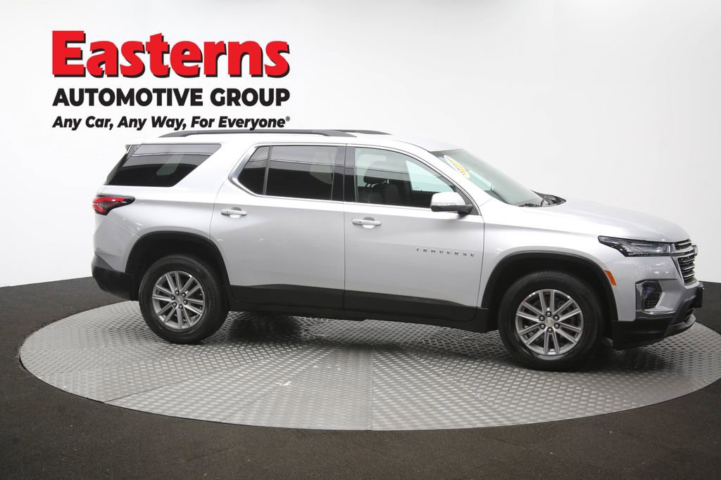 Used 2022 Chevrolet Traverse LT FWD image 47