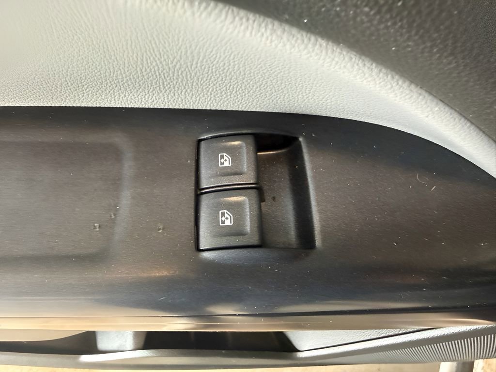 Used 2015 Chevrolet Colorado W/T RWD image 15