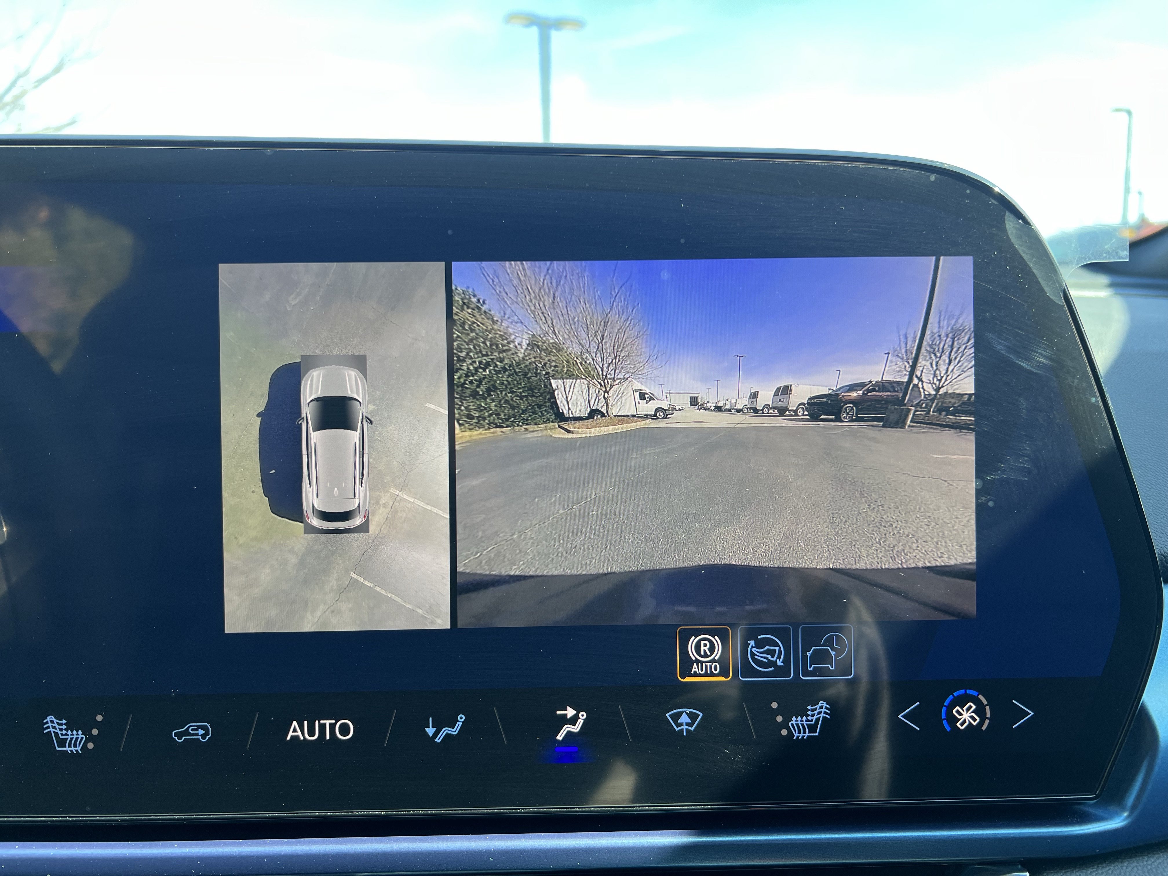 New 2026 Chevrolet Equinox EV LT AWD/4WD image 26