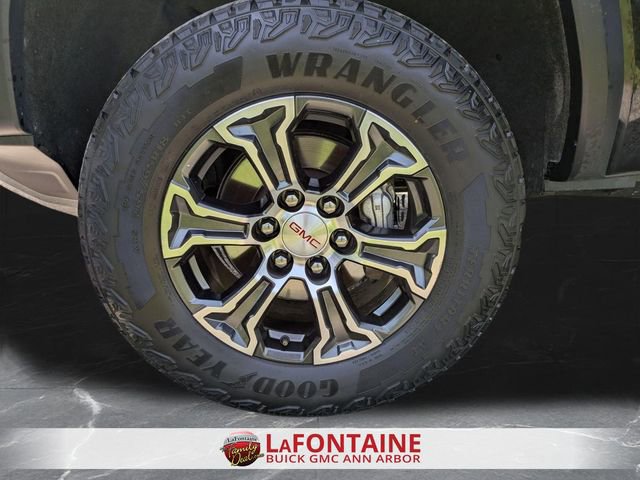 Used 2023 GMC Canyon AT4 w/ AT4 Premium Package AWD/4WD image 35