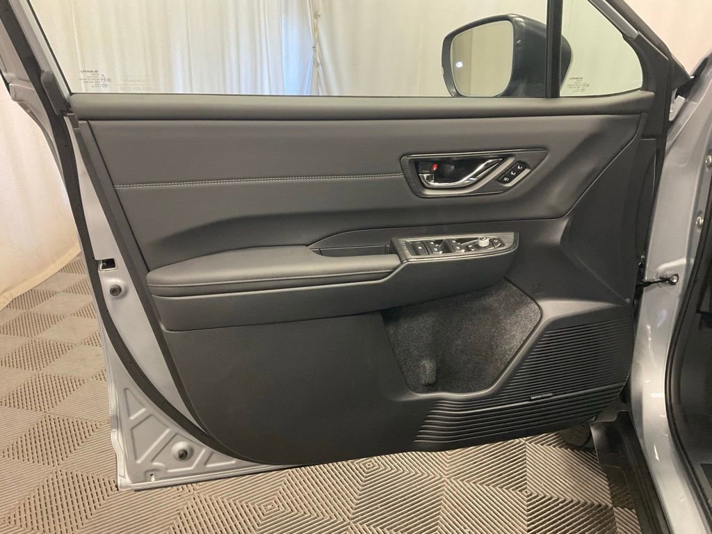 New 2026 Subaru Outback Touring AWD/4WD image 10
