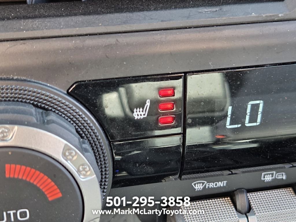 Used 2025 Toyota Tacoma TRD Off-Road AWD/4WD image 19