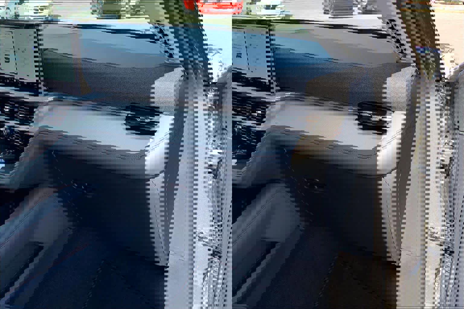 Used 2026 Ford Explorer Active image 19