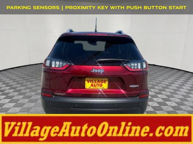 Used 2018 Jeep Compass Latitude w/ Popular Equipment Group AWD/4WD image 3