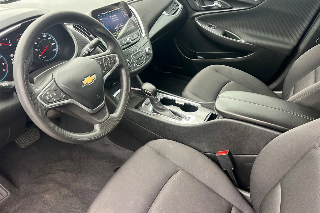 Used 2023 Chevrolet Malibu LT image 10