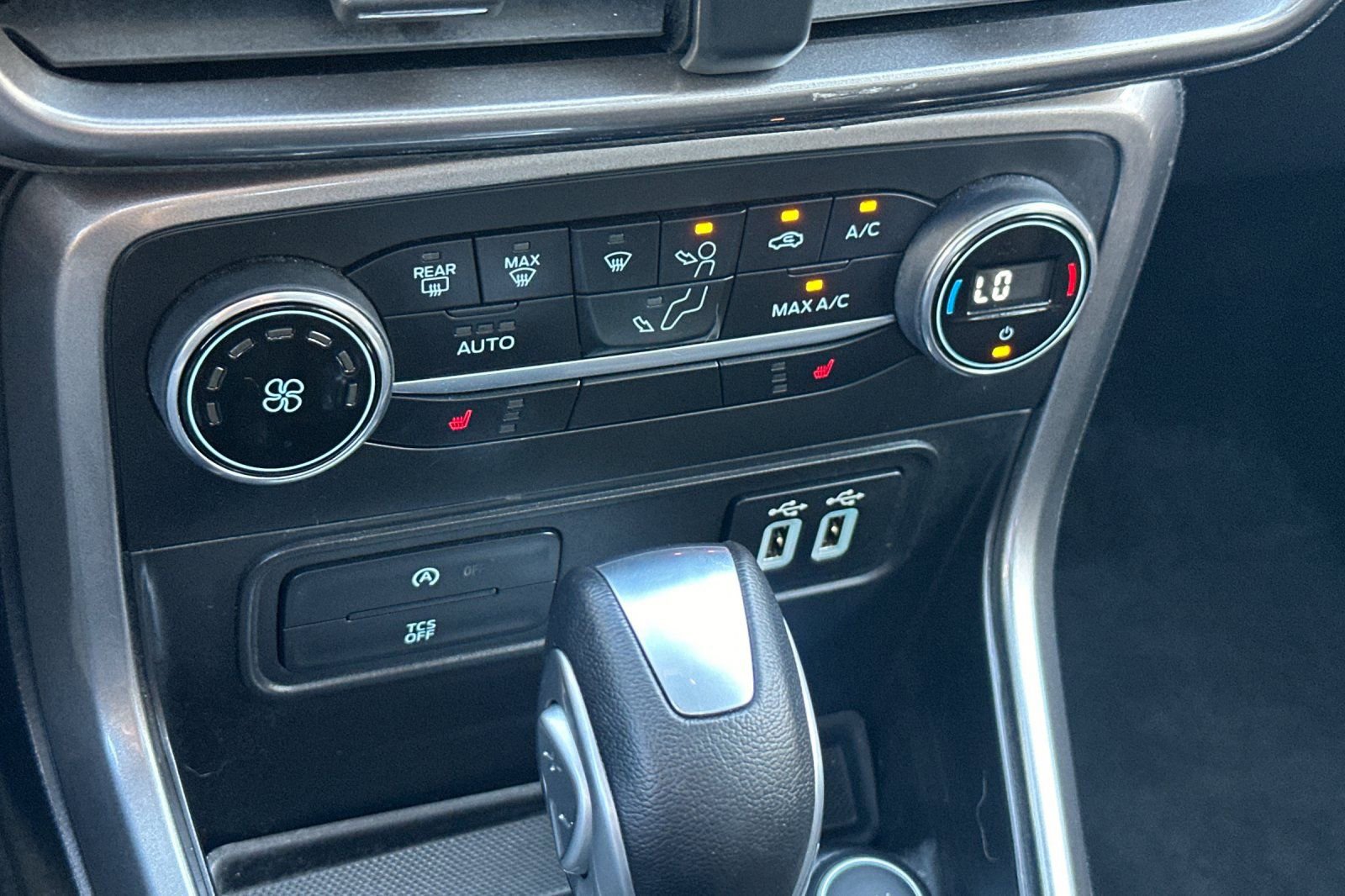 Used 2022 Ford EcoSport SE w/ SE Convenience Package image 20