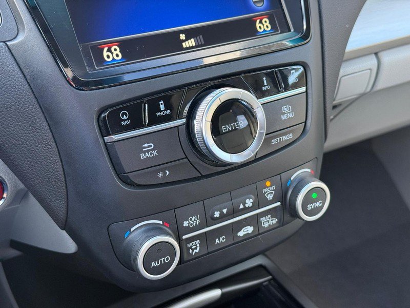 Used 2018 Acura RDX w/ Technology Package AWD/4WD image 28