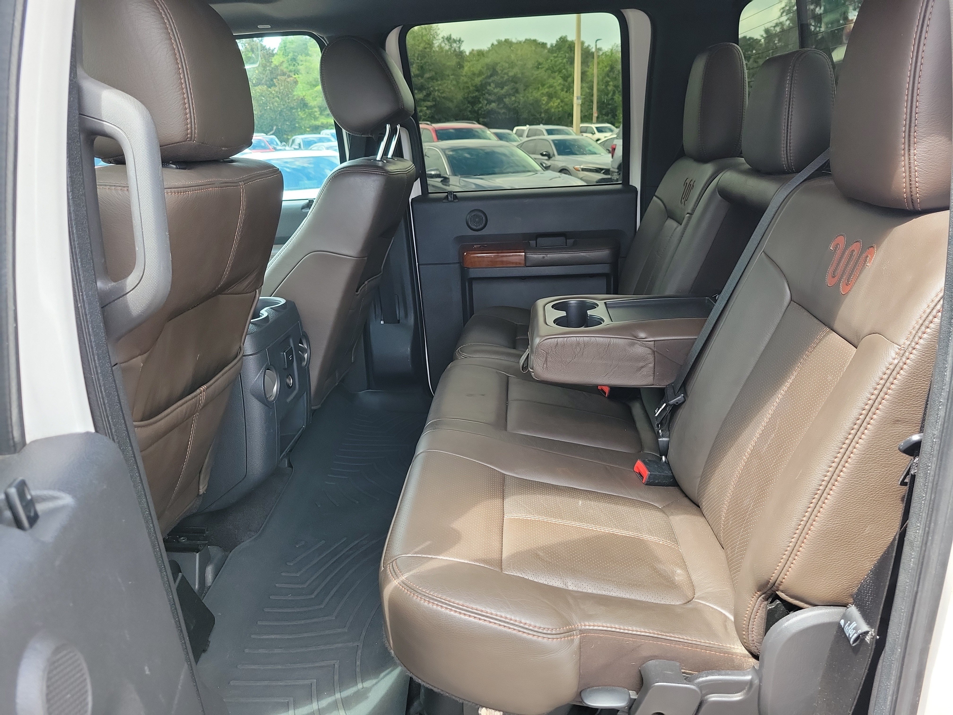 Used 2015 Ford F350 King Ranch w/ FX4 Off-Road Package AWD/4WD image 9