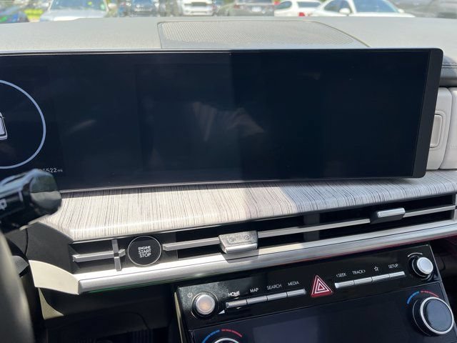 Used 2025 Hyundai Santa Fe Calligraphy FWD image 33