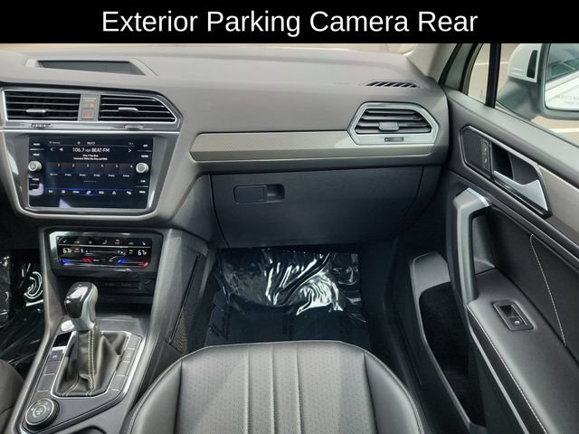 Used 2022 Volkswagen Tiguan SE w/ Panoramic Sunroof Package AWD/4WD image 24