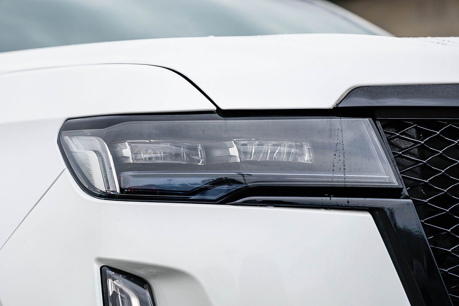 Used 2023 Cadillac Escalade ESV Sport w/ LPO, ONYX Package image 7