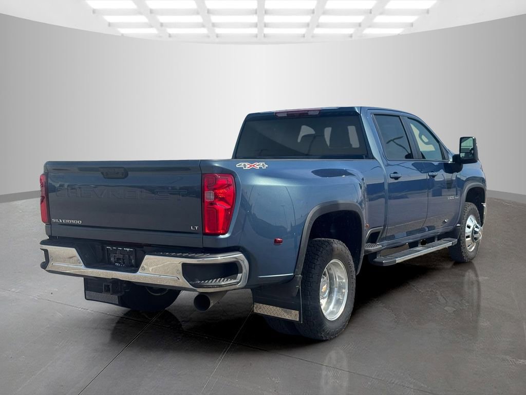 Used 2025 Chevrolet Silverado 3500 LT w/ Safety Package AWD/4WD image 4
