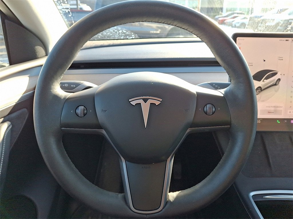 Used 2023 Tesla Model Y Long Range image 19