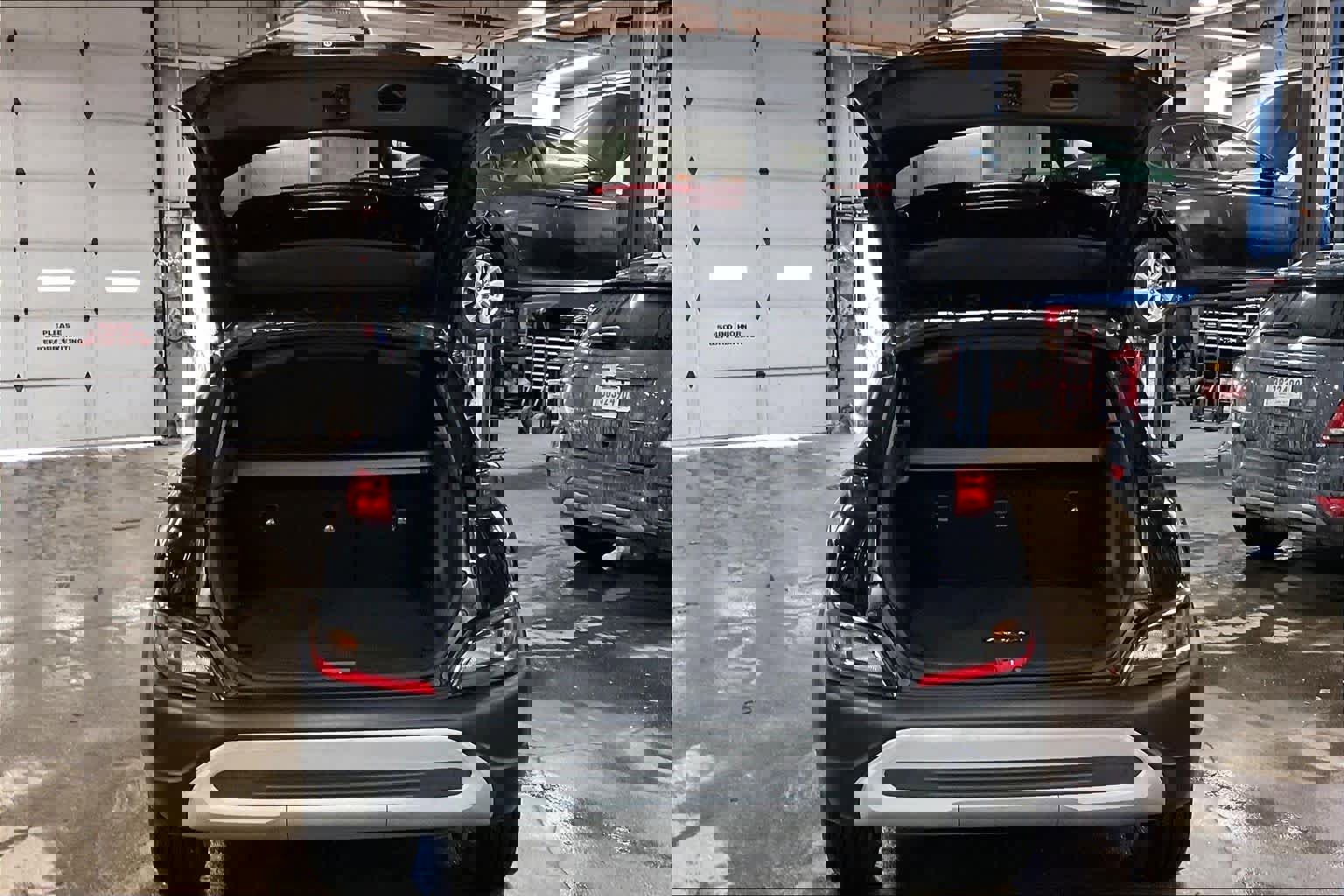 Used 2023 Hyundai Kona SEL image 30