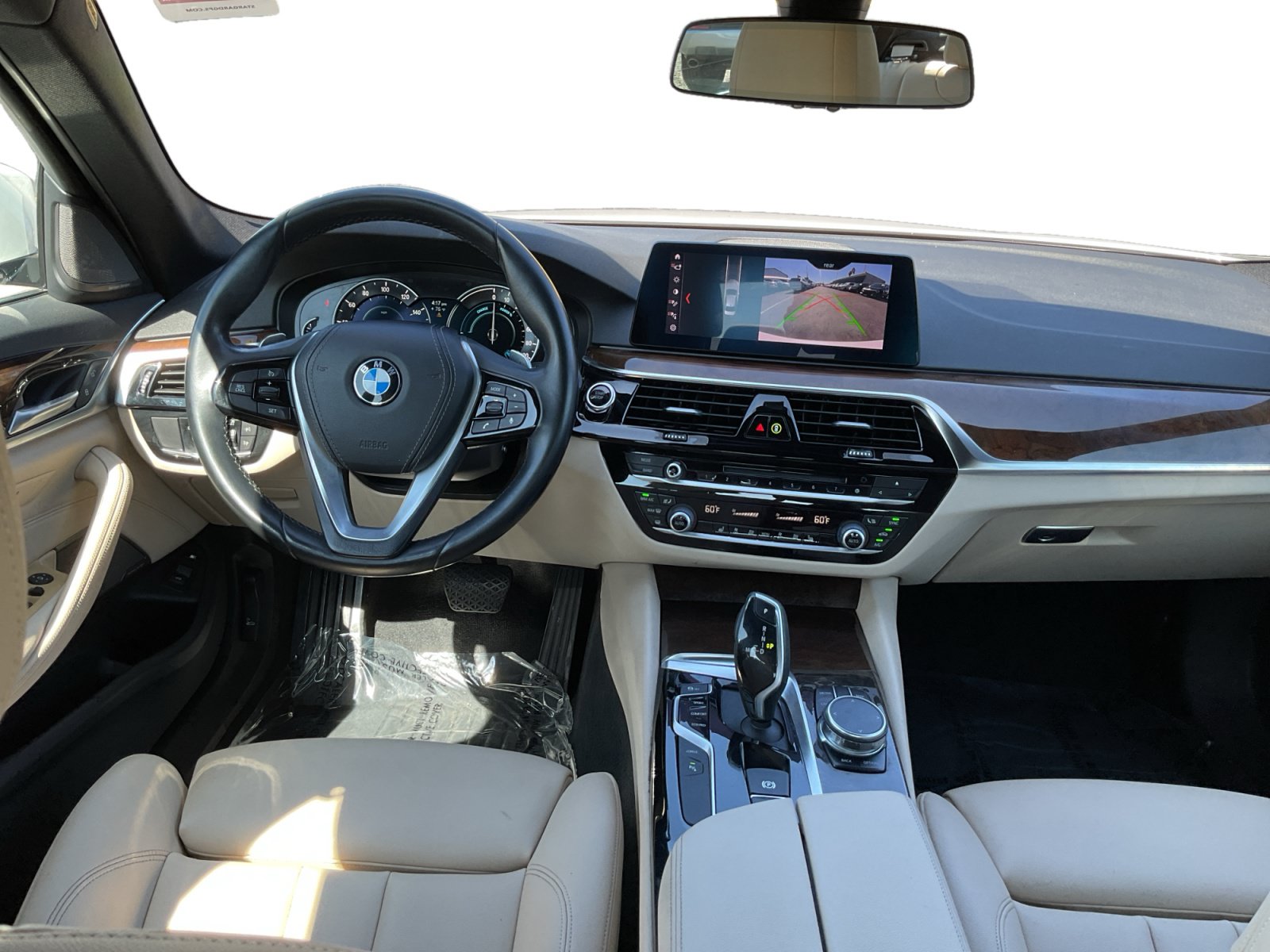 Used 2019 BMW 530e w/ Convenience Package RWD image 12
