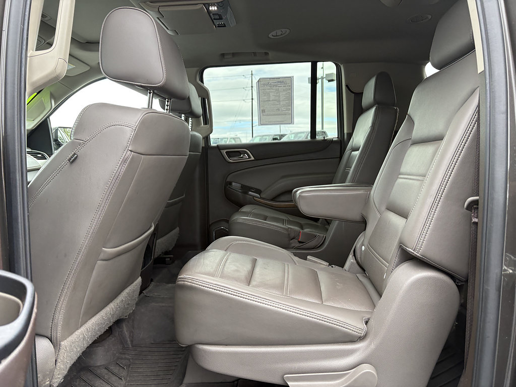 Used 2019 GMC Yukon XL Denali w/ Open Road Package AWD/4WD image 37