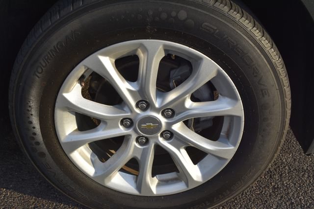 Used 2019 Chevrolet Equinox LS AWD/4WD image 39