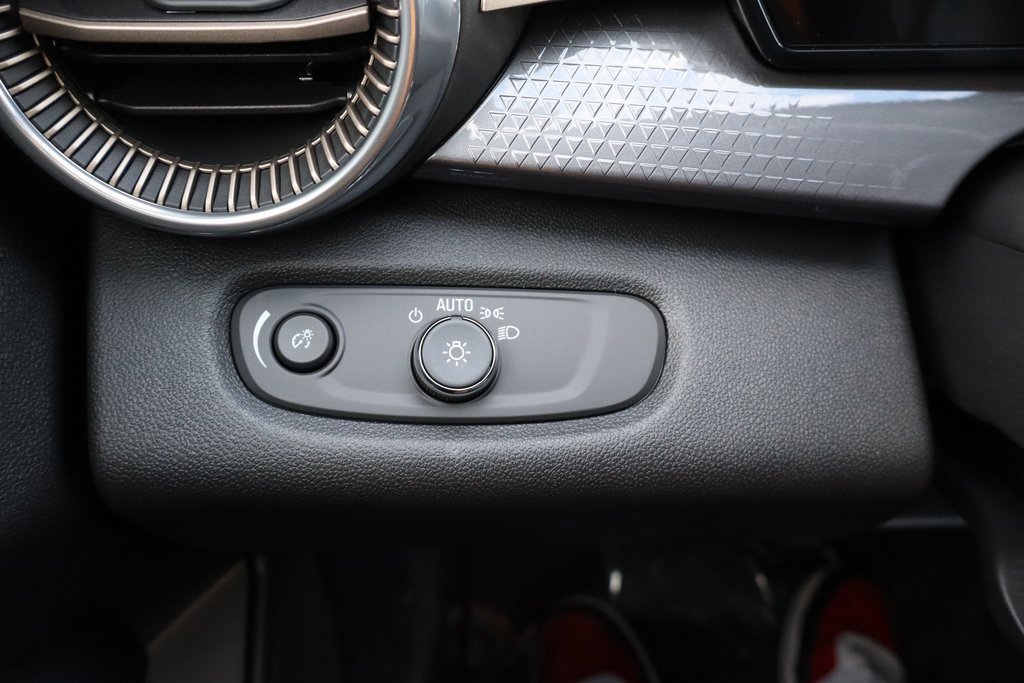 New 2026 Chevrolet Trax ACTIV image 14