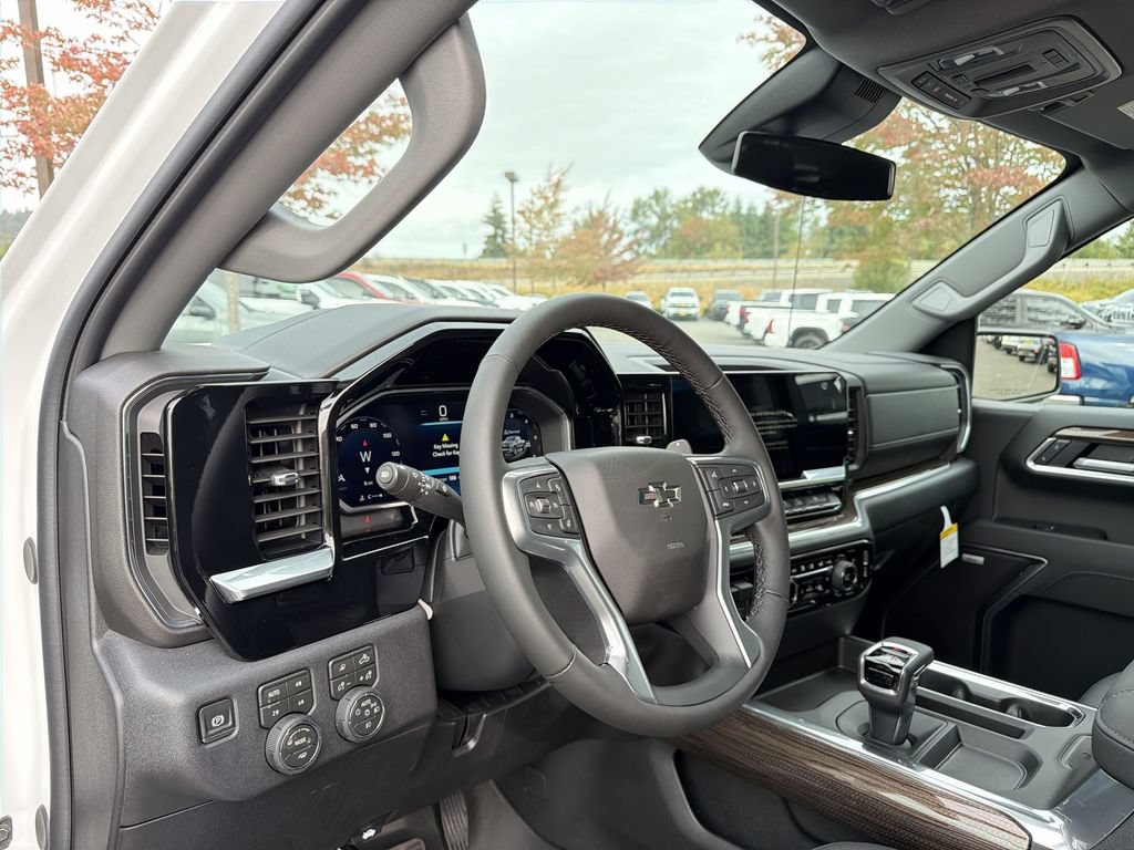 New 2026 Chevrolet Silverado 1500 RST AWD/4WD image 12