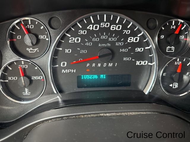 Used 2018 Chevrolet Express 3500 w/ Driver Convenience Package image 20