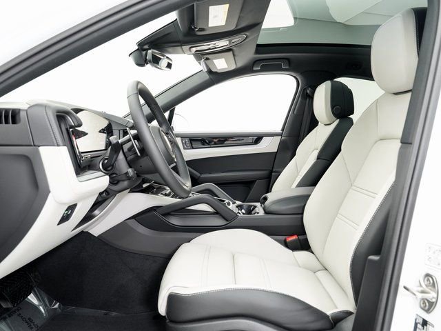 New 2026 Porsche Cayenne Coupe image 6
