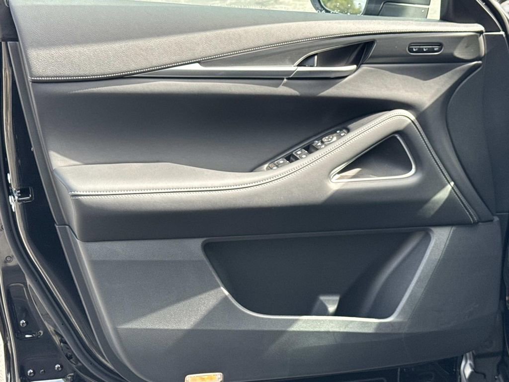 New 2026 INFINITI QX60 Luxe w/ Cargo Package image 15