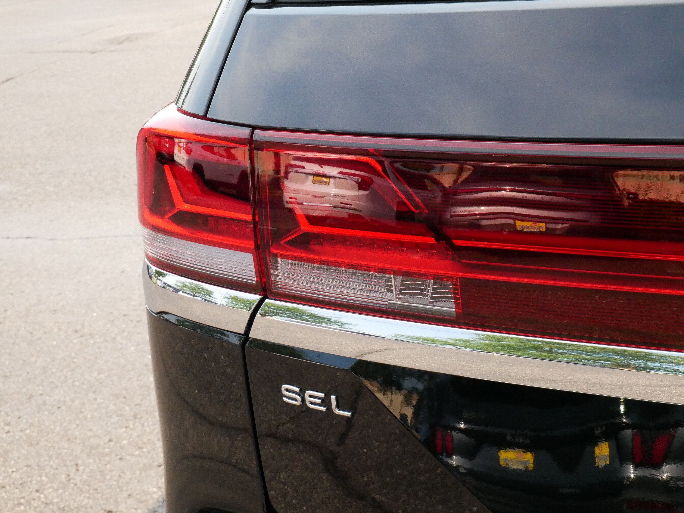Used 2026 Volkswagen Atlas SEL AWD/4WD image 26