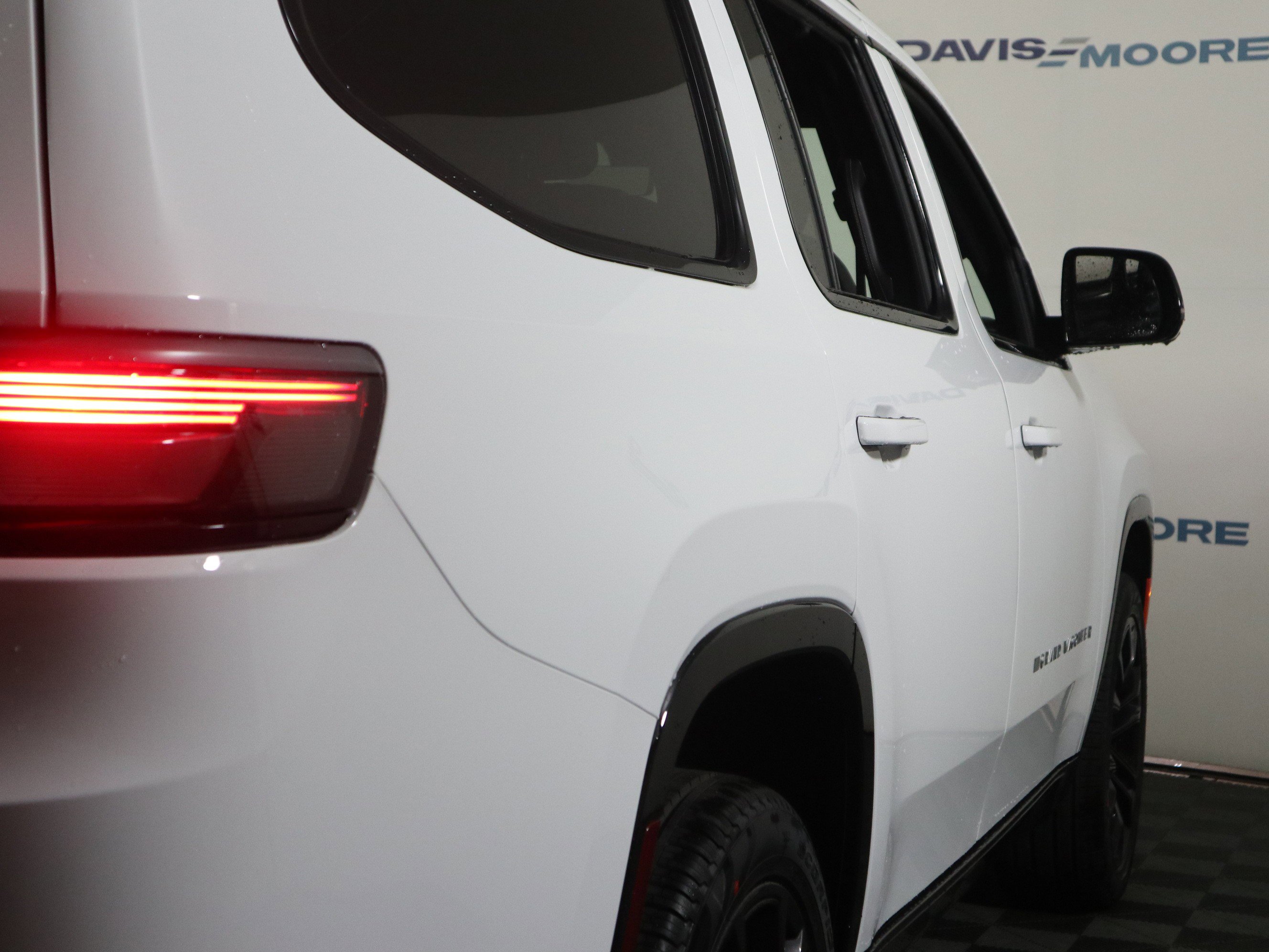 New 2026 Jeep Grand Wagoneer Summit image 5