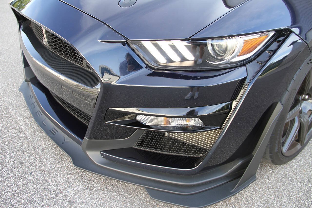 Used 2021 Ford Mustang Shelby GT500 w/ Carbon Fiber Track Pack RWD image 18